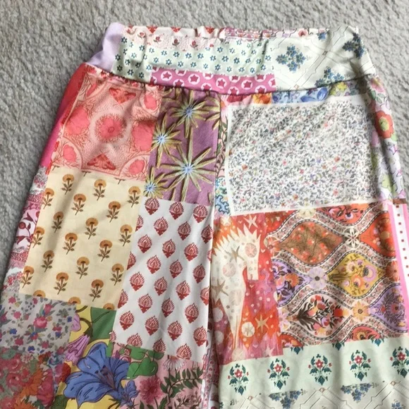 MULTI COLOR BOHO PATCHWORK WIDE LEG STRETCH SATIN PANTS - Picture 4 of 4